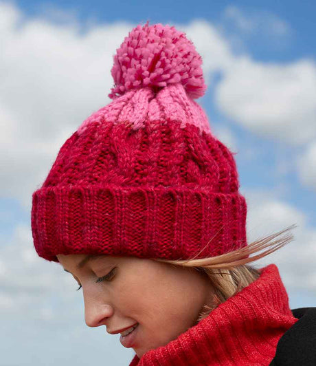 BB437 Classic Red/True Pink Model