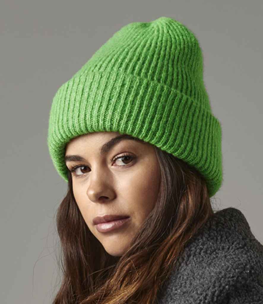 Beechfield Colour Pop Beanie – Vibrant and Stylish Headwear for All Seasons