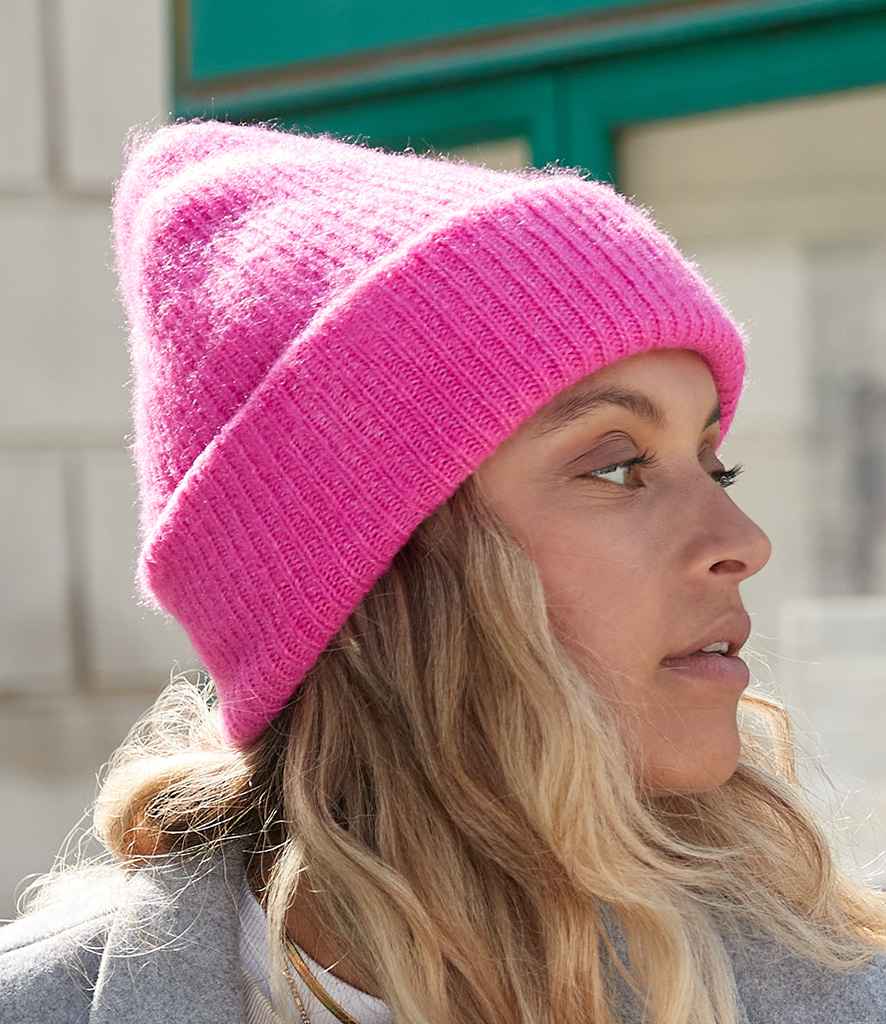 Beechfield Colour Pop Beanie – Vibrant and Stylish Headwear for All Seasons
