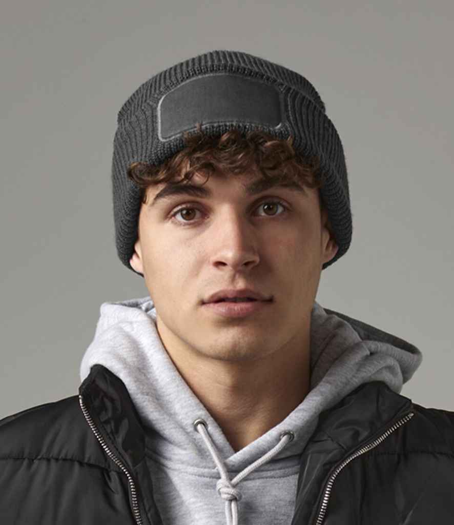 Beechfield Thinsulate™ Patch Beanie – Warm and Stylish Winter Headwear