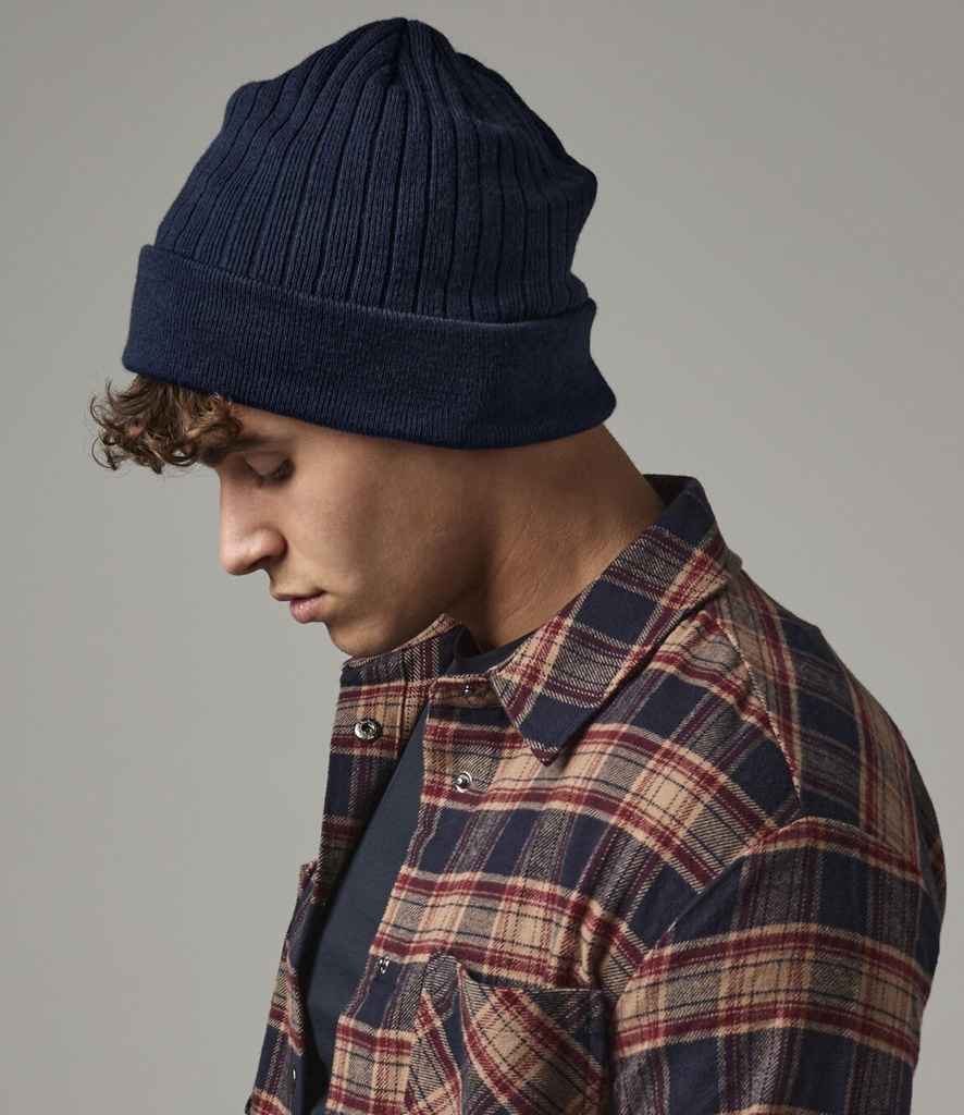 Beechfield Thinsulate™ Beanie – Warm, Insulated Winter Headwear for Cold Weather Comfort