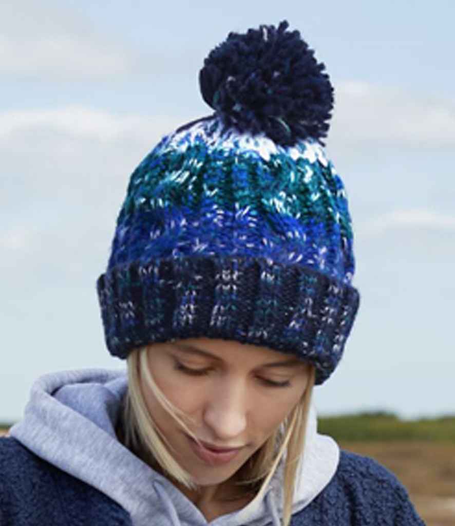 Beechfield Corkscrew Pom Pom Beanie – Classic Warm Knit Hat with Stylish Pom Pom Detail