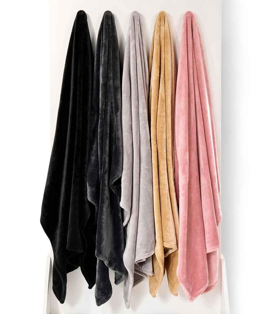 Brand Lab Large Plush Fleece Blanket – Soft, Cozy, and Perfect for Everyday Comfort