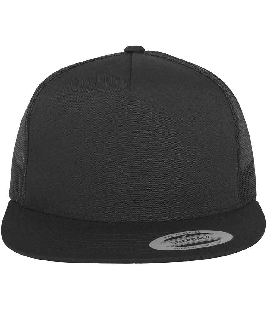 Flexfit Classic Trucker Cap – Stylish and Comfortable Headwear for Everyday Wear