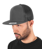 Flexfit Classic Trucker Cap – Stylish and Comfortable Headwear for Everyday Wear