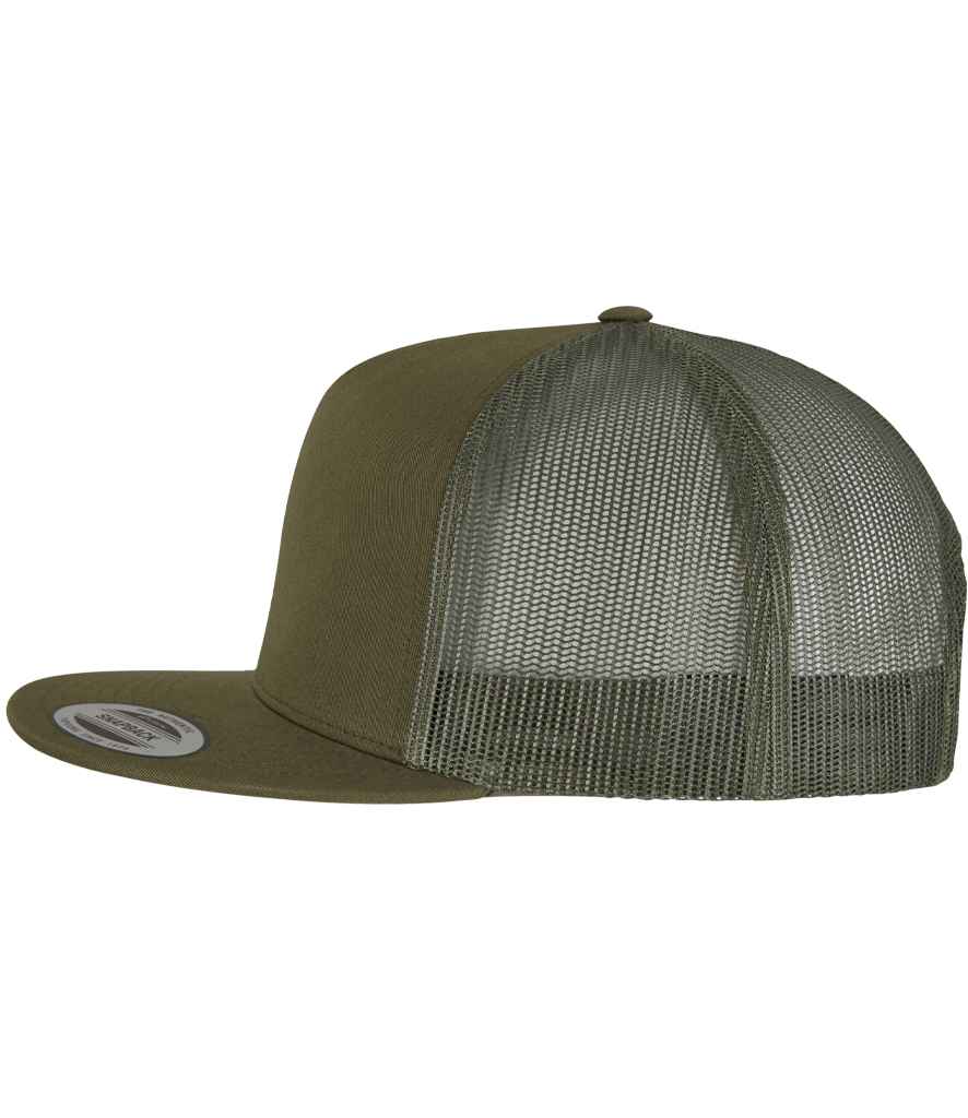 Flexfit Classic Trucker Cap – Stylish and Comfortable Headwear for Everyday Wear
