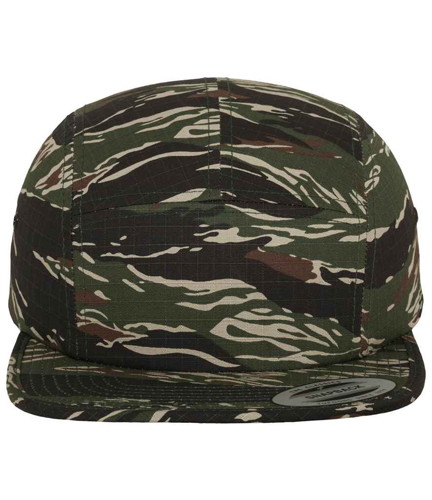 Flexfit Classic Jockey Cap – Stylish and Comfortable Headwear for Every Occasion
