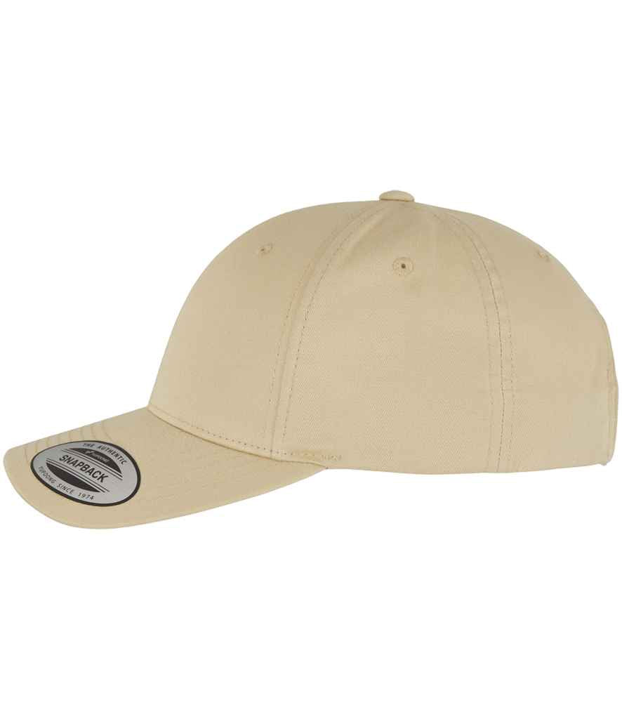 Flexfit Curved Classic Snapback Cap with Adjustable Fit and Timeless Design
