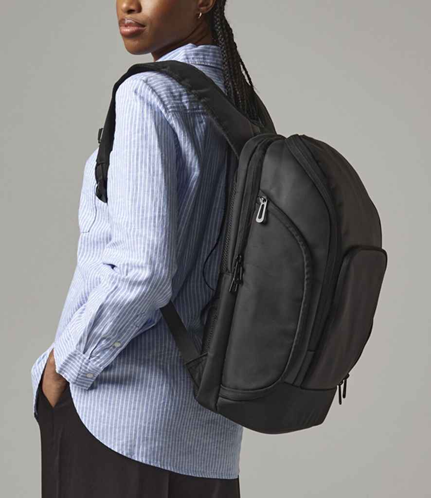 Quadra Pro-Tech Charge Backpack | Black