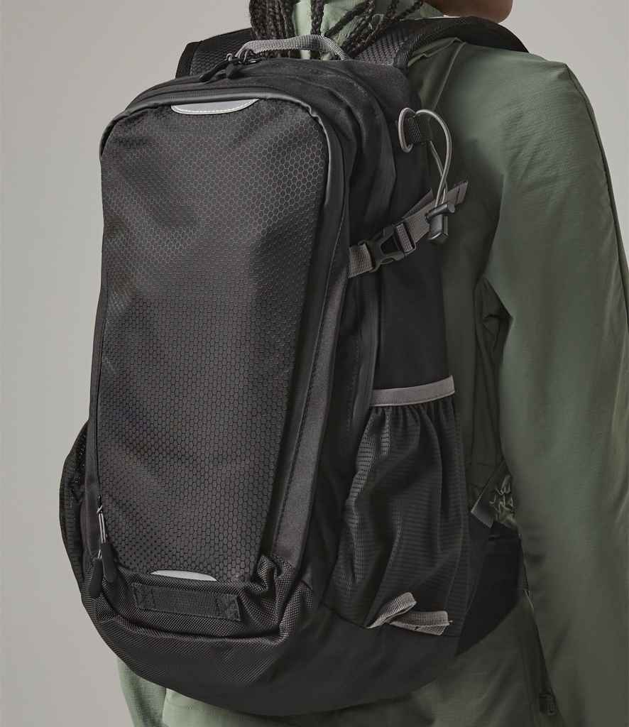 Quadra SLX 20 Litre Daypack | Black