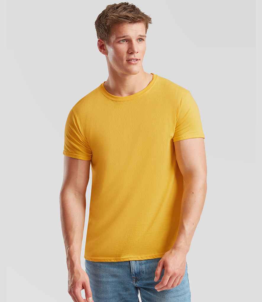 Fruit of the Loom Iconic 150 T-Shirt – Classic Comfort and Quality in a Timeless Design